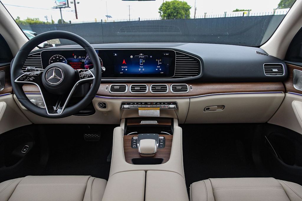 Thumbnail: 2026 Mercedes-Benz GLE - 2