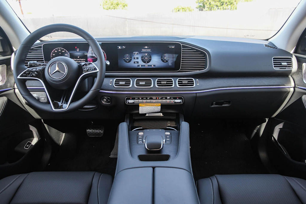 Thumbnail: 2026 Mercedes-Benz GLE - 2