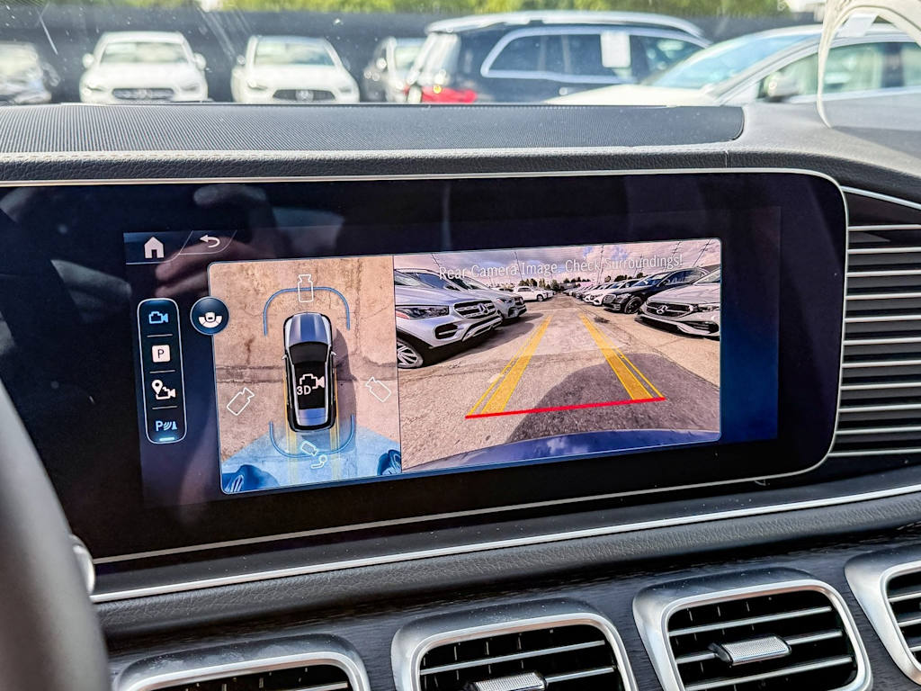 Thumbnail: 2025 Mercedes-Benz GLE - 25