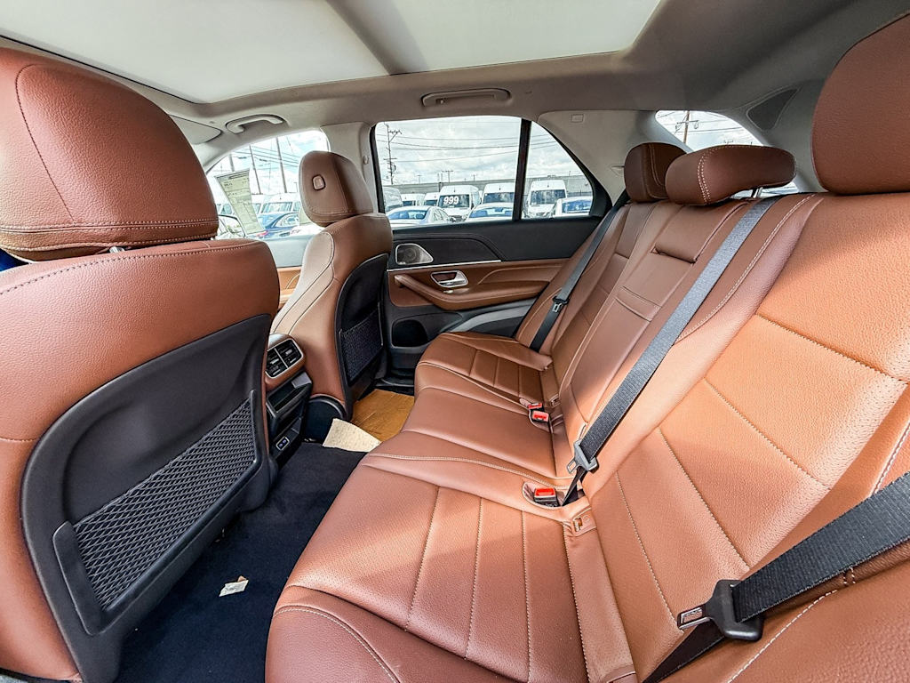 Thumbnail: 2025 Mercedes-Benz GLE - 11