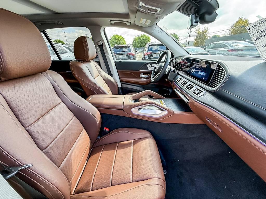 Thumbnail: 2025 Mercedes-Benz GLE - 9