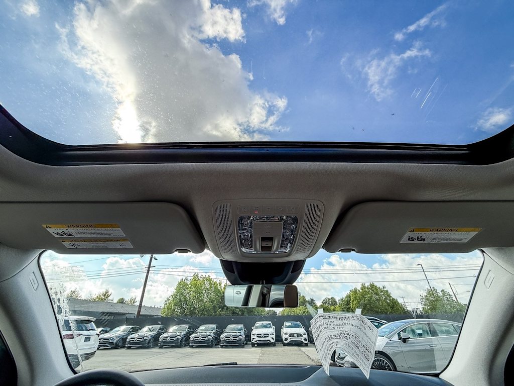 Thumbnail: 2025 Mercedes-Benz GLE - 21