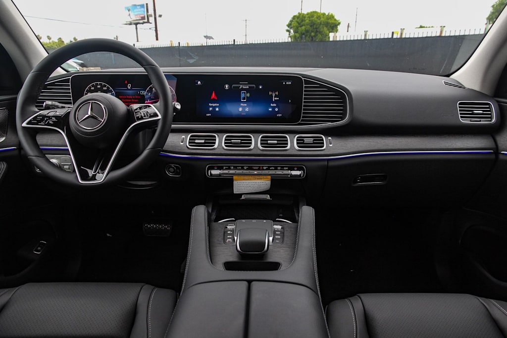 Thumbnail: 2026 Mercedes-Benz GLE - 2