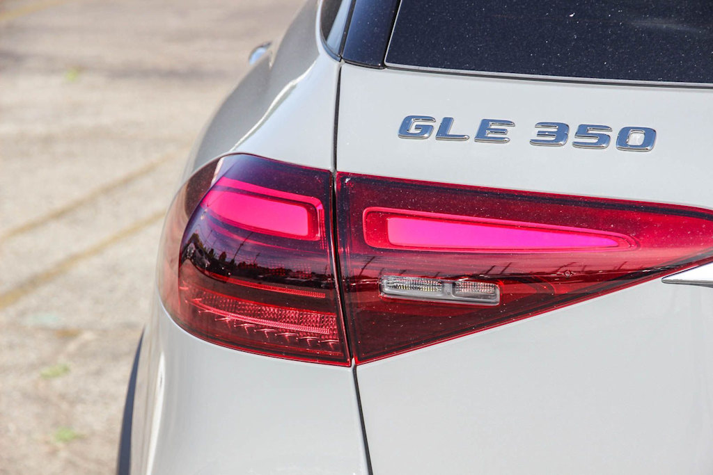 Thumbnail: 2026 Mercedes-Benz GLE - 18