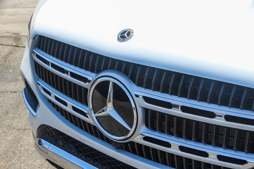 Thumbnail: 2026 Mercedes-Benz GLE - 6