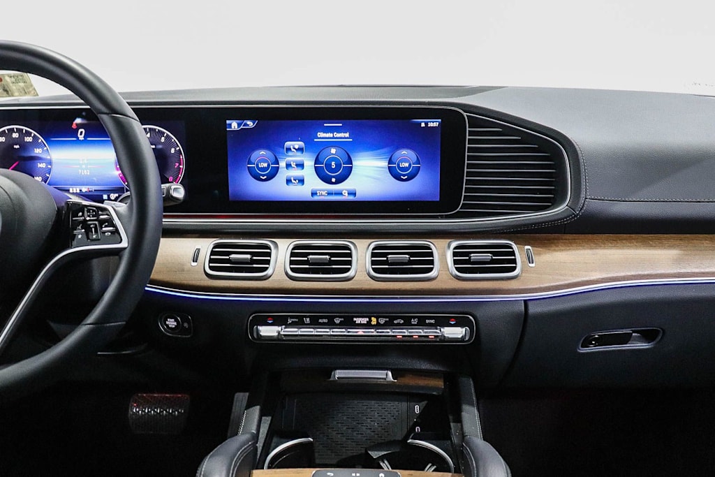 Thumbnail: 2026 Mercedes-Benz GLE - 11