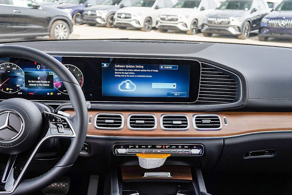 Thumbnail: 2026 Mercedes-Benz GLE - 13