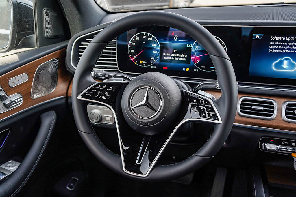 Thumbnail: 2026 Mercedes-Benz GLE - 9