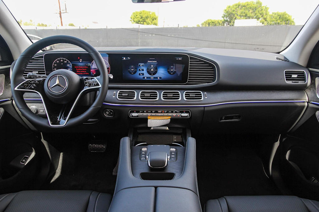 Thumbnail: 2026 Mercedes-Benz GLE - 2