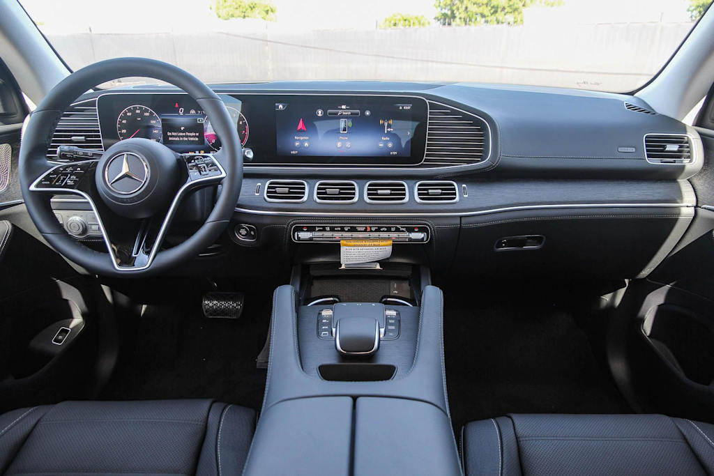 Thumbnail: 2026 Mercedes-Benz GLE - 2