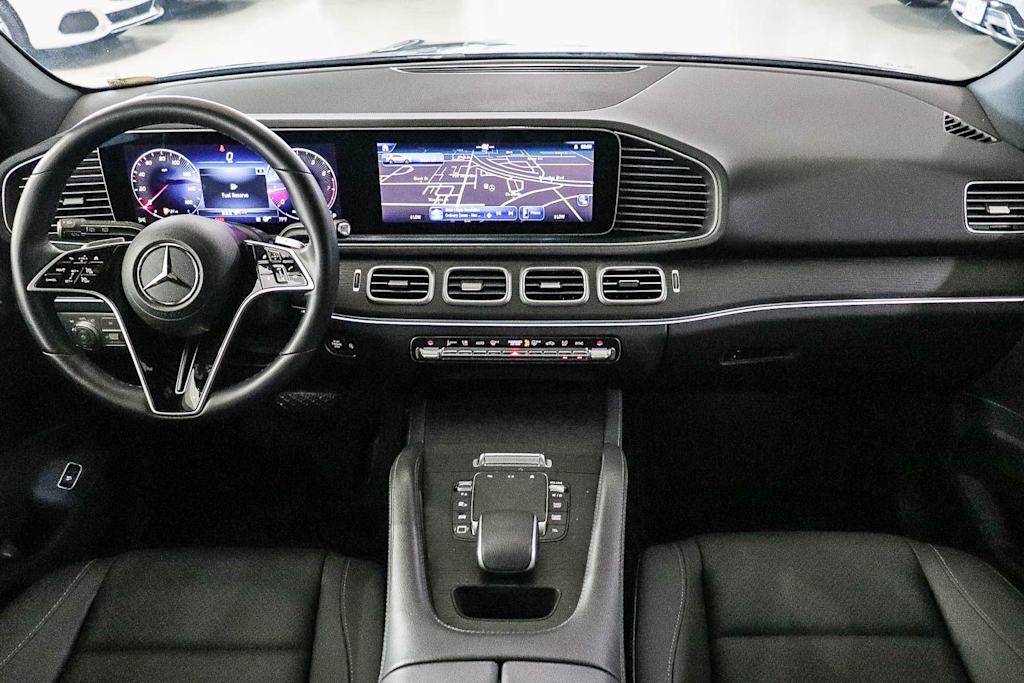 Thumbnail: 2026 Mercedes-Benz GLE - 2