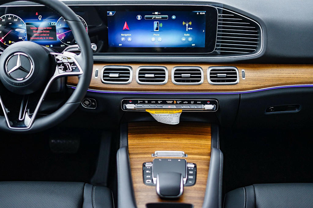 Thumbnail: 2026 Mercedes-Benz GLE - 8