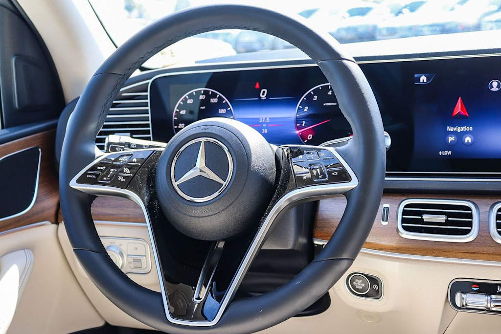 Thumbnail: 2026 Mercedes-Benz GLE - 7