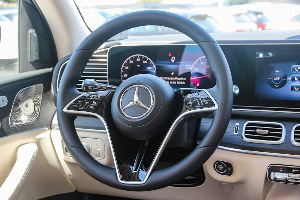 Thumbnail: 2026 Mercedes-Benz GLE - 9