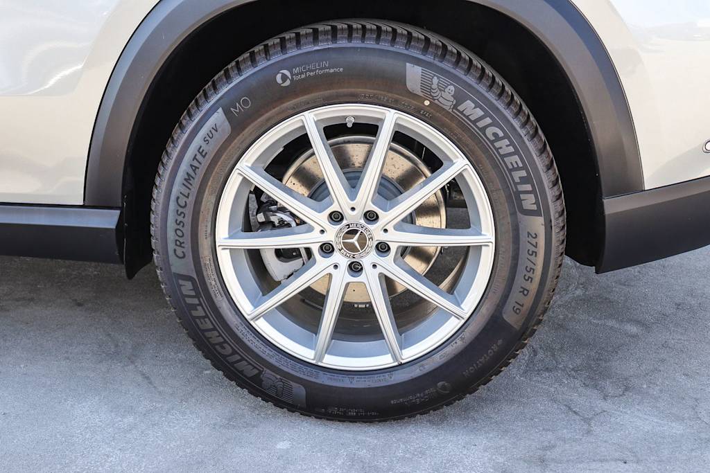 Thumbnail: 2026 Mercedes-Benz GLE - 18