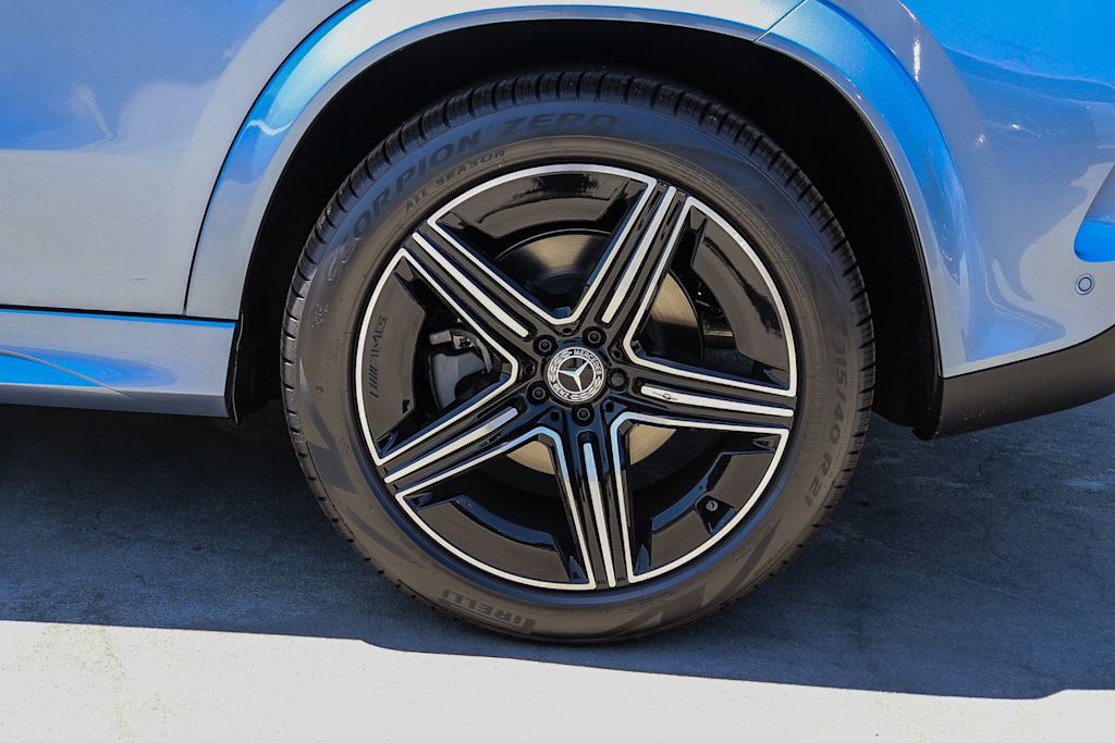 Thumbnail: 2026 Mercedes-Benz GLE - 18