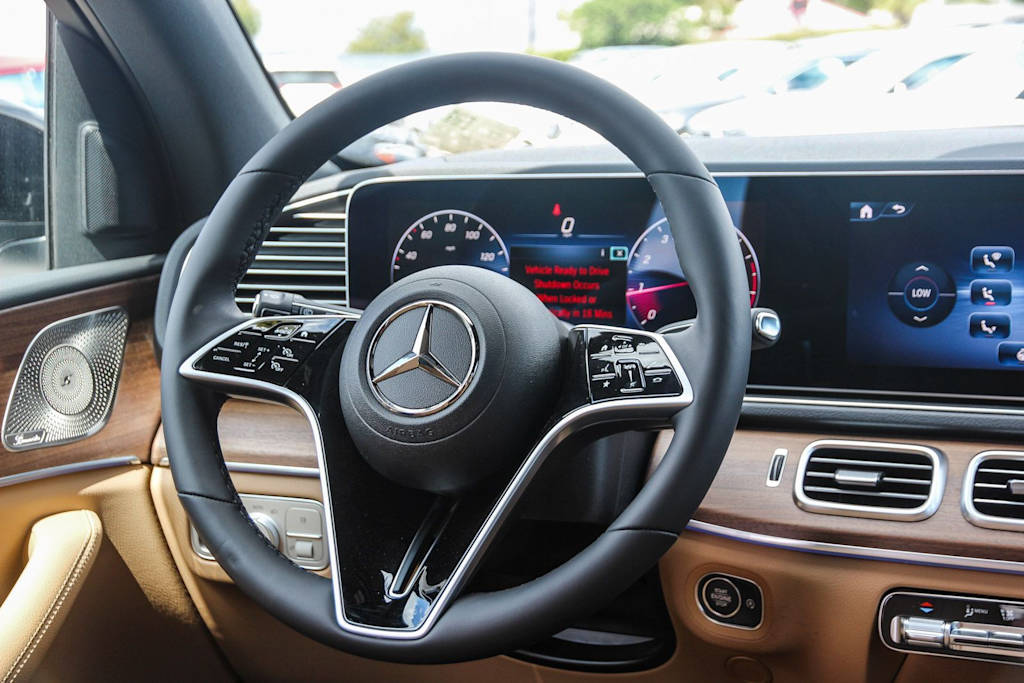 Thumbnail: 2026 Mercedes-Benz GLE - 9