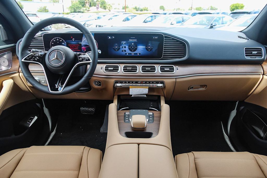 Thumbnail: 2026 Mercedes-Benz GLE - 2