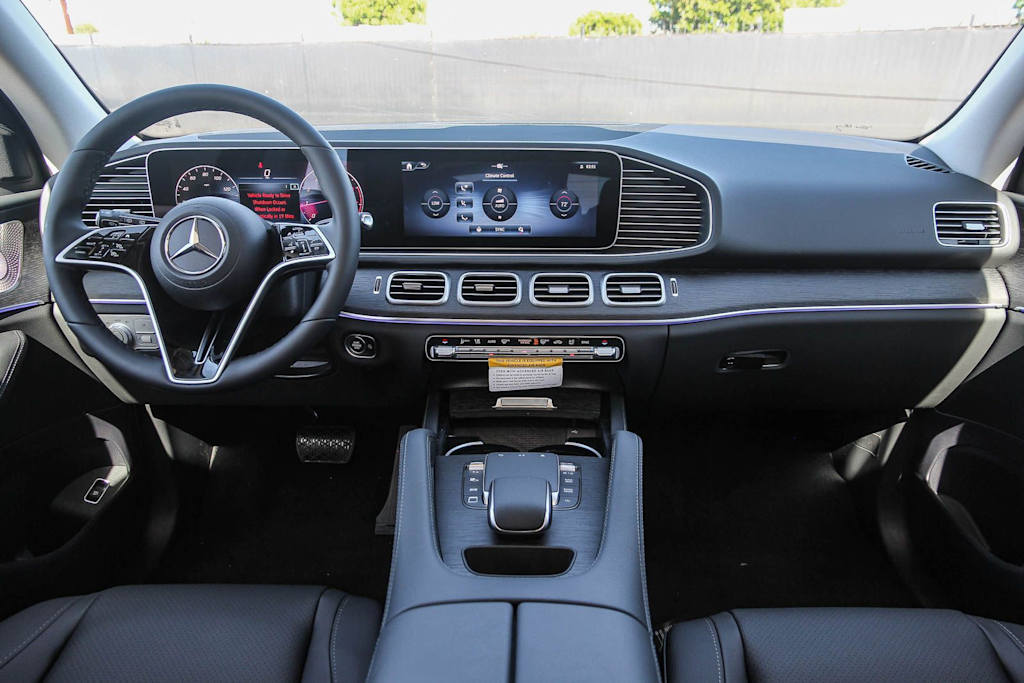 Thumbnail: 2026 Mercedes-Benz GLE - 2