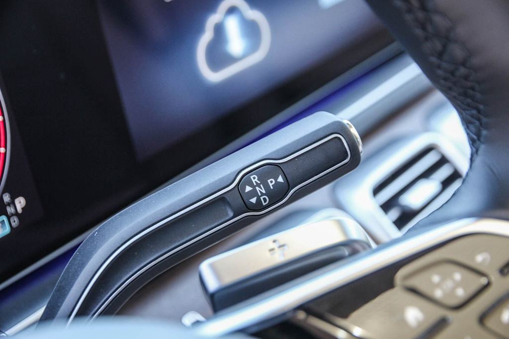 Thumbnail: 2026 Mercedes-Benz GLE - 23