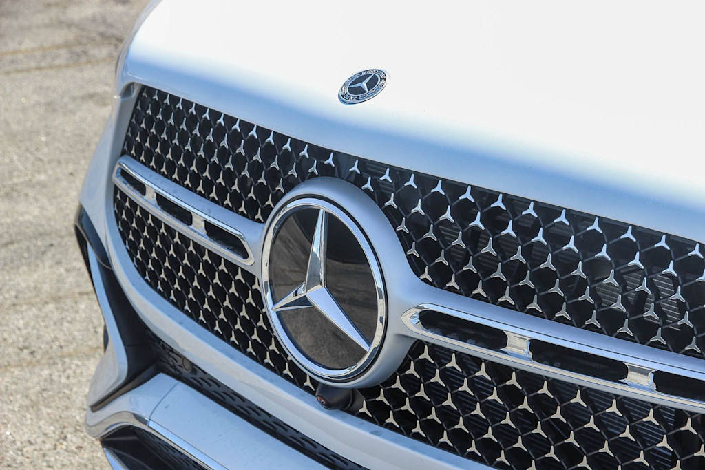Thumbnail: 2026 Mercedes-Benz GLE - 6
