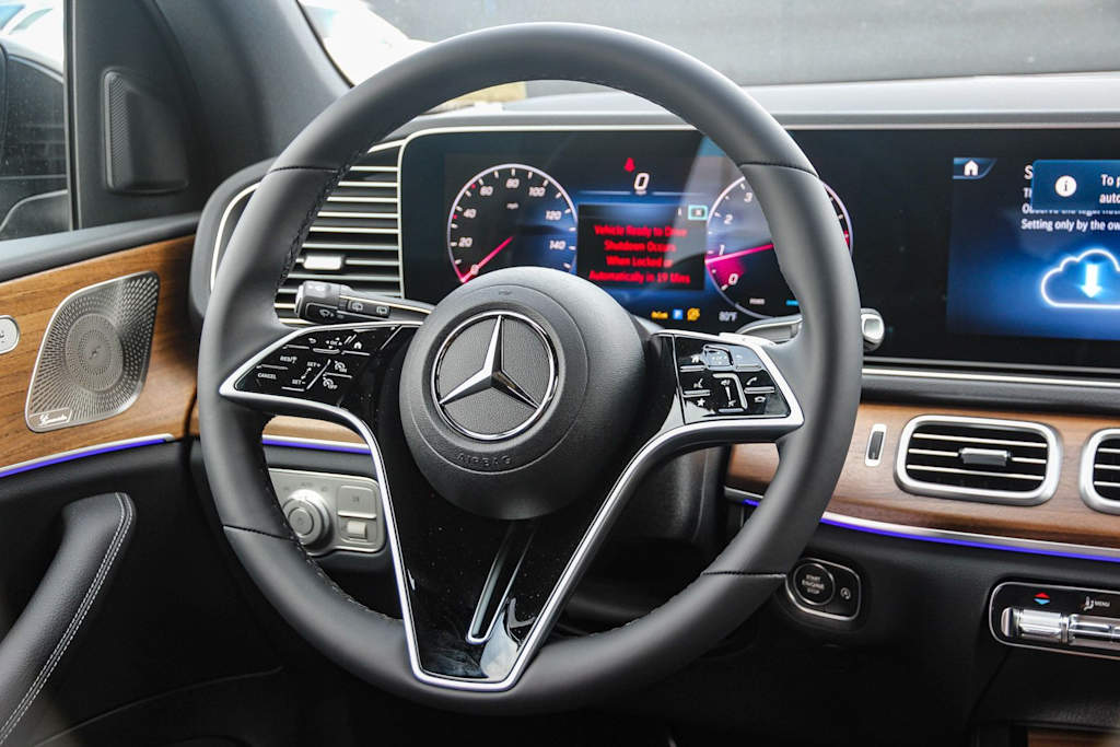 Thumbnail: 2026 Mercedes-Benz GLE - 9