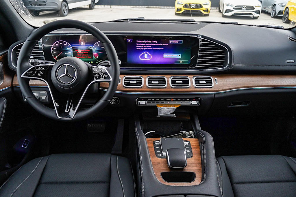 Thumbnail: 2026 Mercedes-Benz GLE - 13