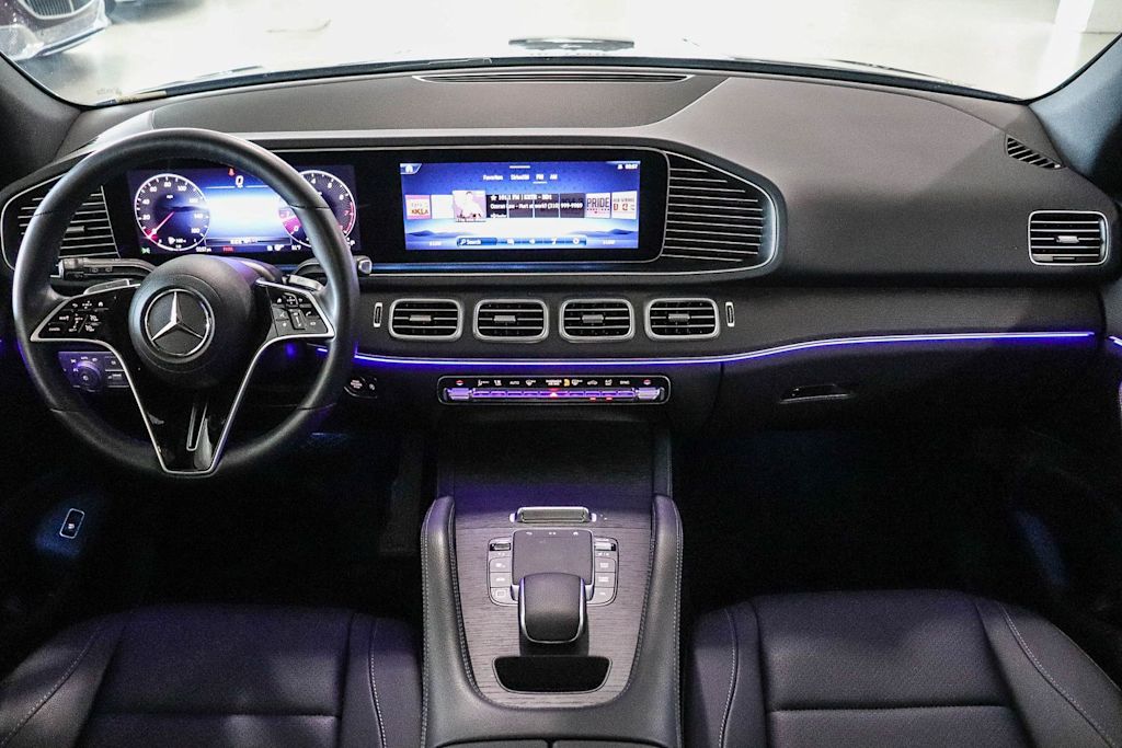 Thumbnail: 2026 Mercedes-Benz GLE - 2