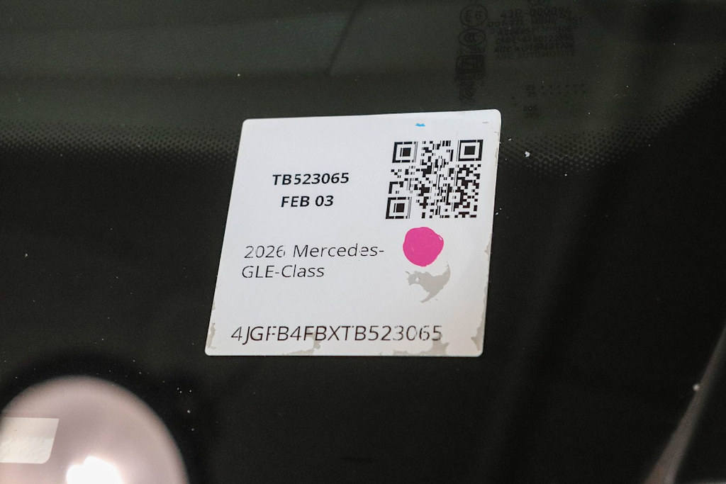 Thumbnail: 2026 Mercedes-Benz GLE - 30