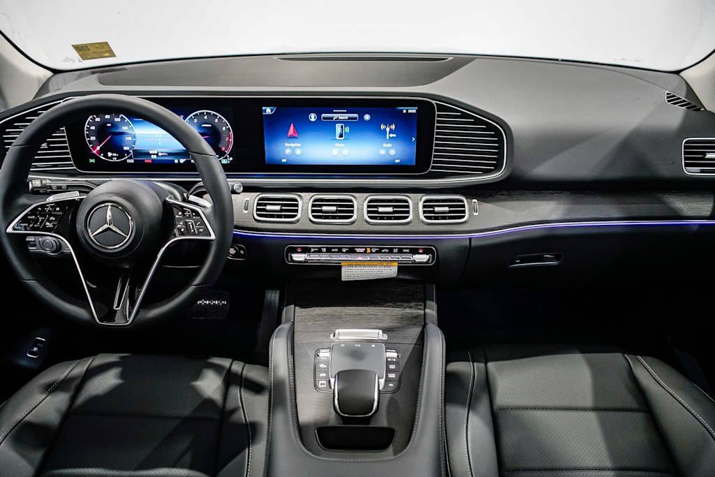 Thumbnail: 2026 Mercedes-Benz GLE - 2
