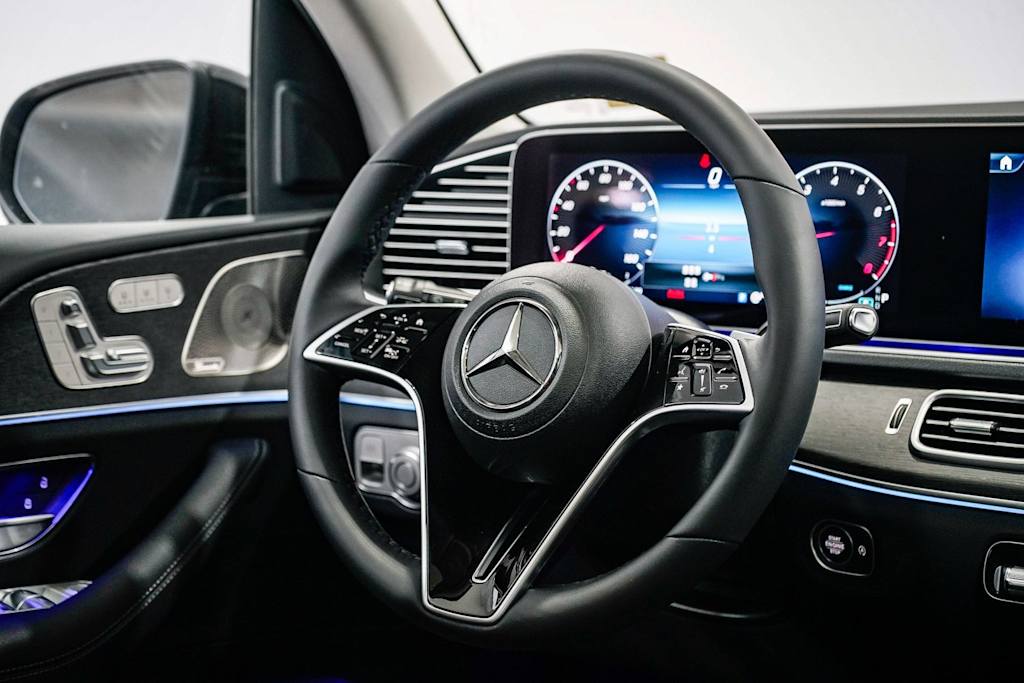 Thumbnail: 2026 Mercedes-Benz GLE - 8
