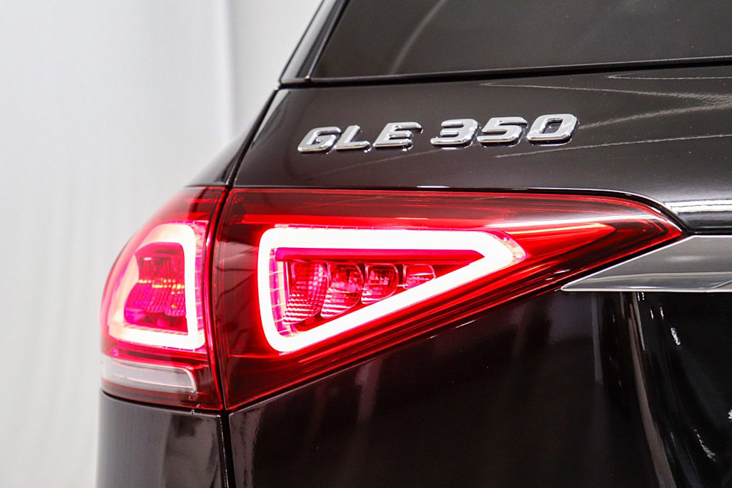 Thumbnail: 2021 Mercedes-Benz GLE - 21