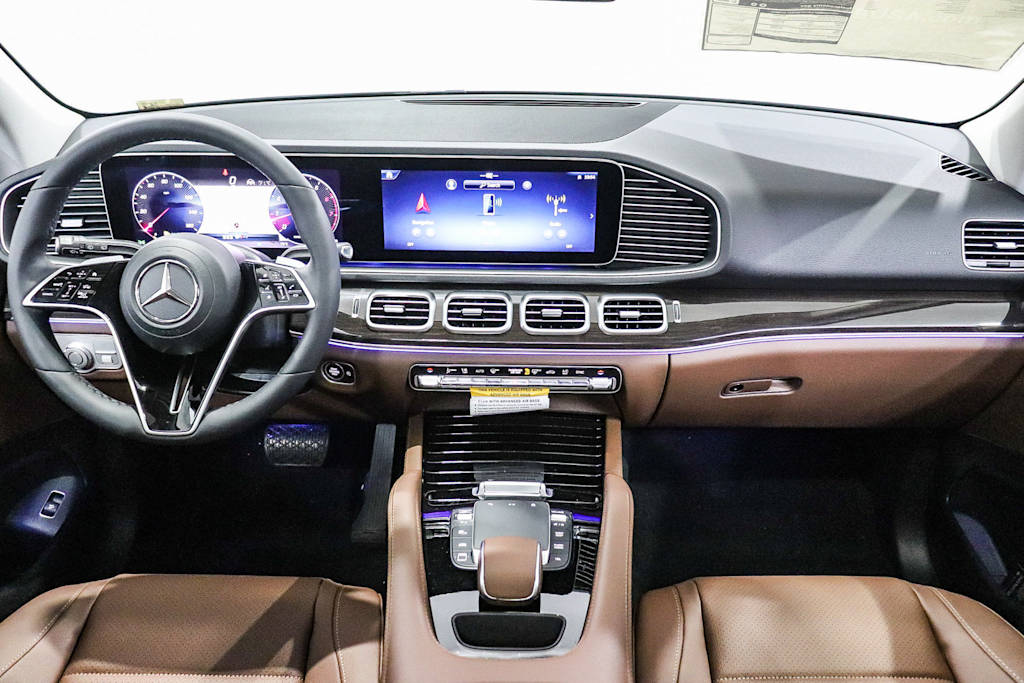 Thumbnail: 2026 Mercedes-Benz GLE - 2