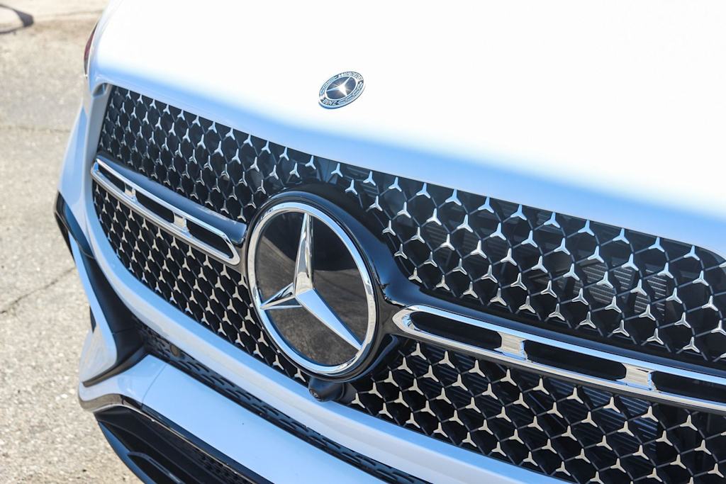 Thumbnail: 2026 Mercedes-Benz GLE - 6