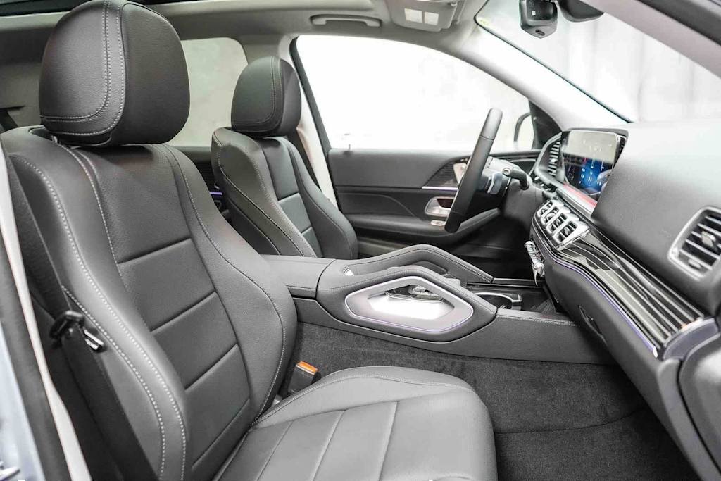 Thumbnail: 2026 Mercedes-Benz GLE - 10