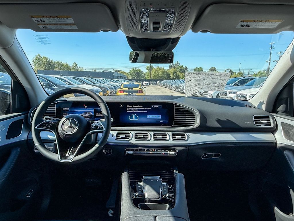 Thumbnail: 2025 Mercedes-Benz GLE - 2