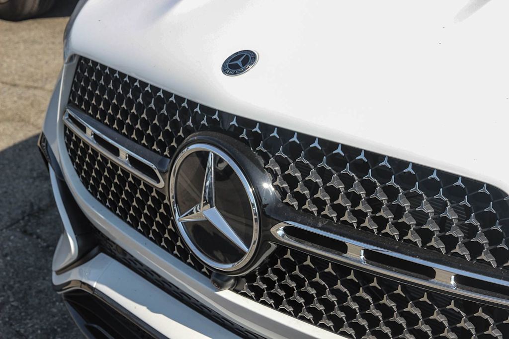 Thumbnail: 2026 Mercedes-Benz GLE - 6