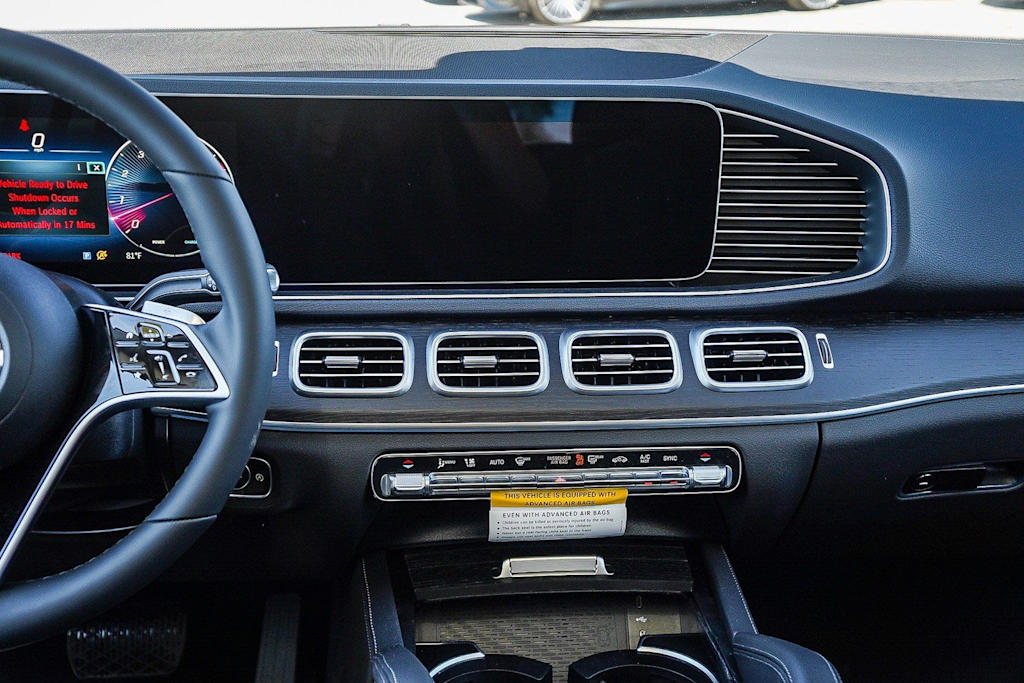 Thumbnail: 2026 Mercedes-Benz GLE - 13