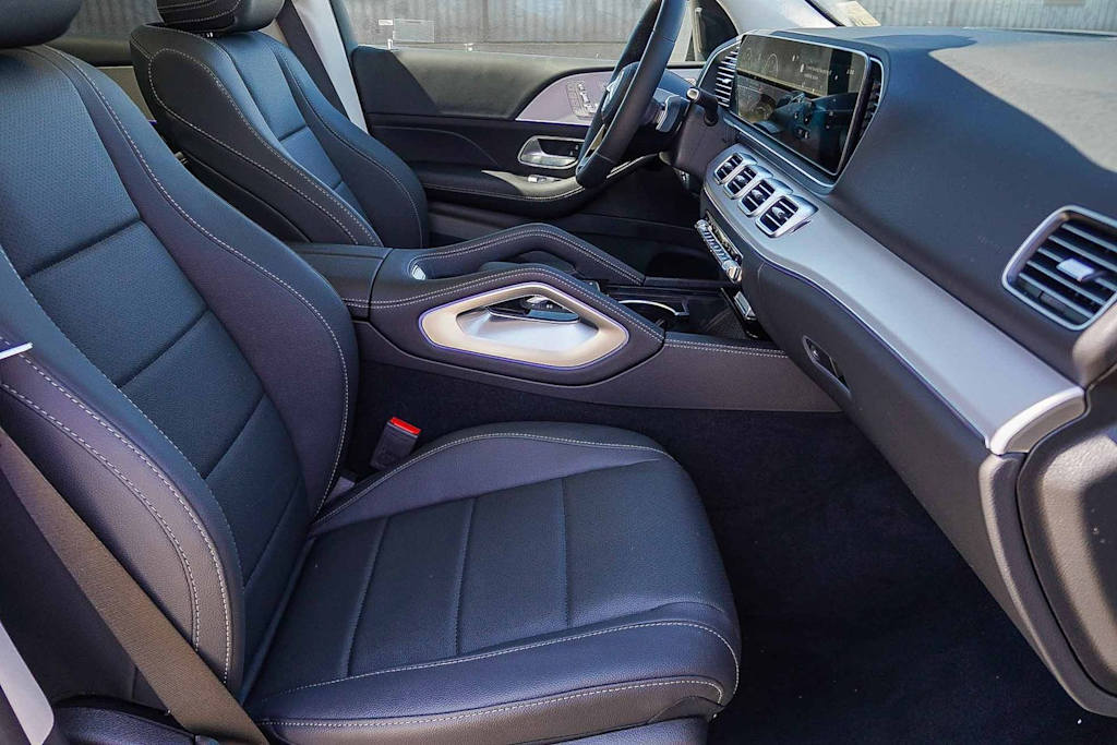Thumbnail: 2026 Mercedes-Benz GLE - 10