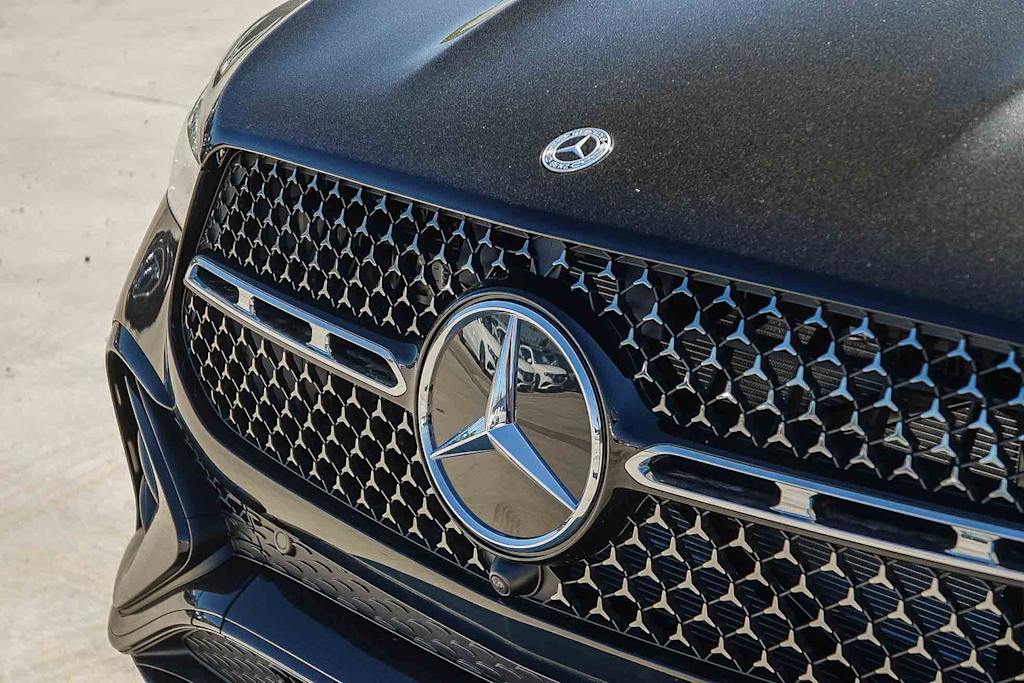Thumbnail: 2026 Mercedes-Benz GLE - 6
