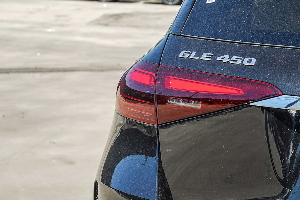 Thumbnail: 2026 Mercedes-Benz GLE - 17