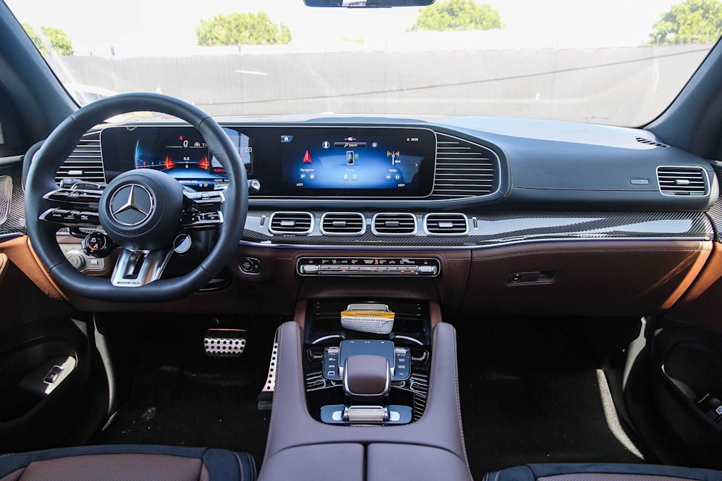 Thumbnail: 2026 Mercedes-Benz GLE - 2