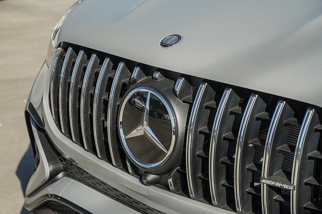 Thumbnail: 2026 Mercedes-Benz GLE - 6