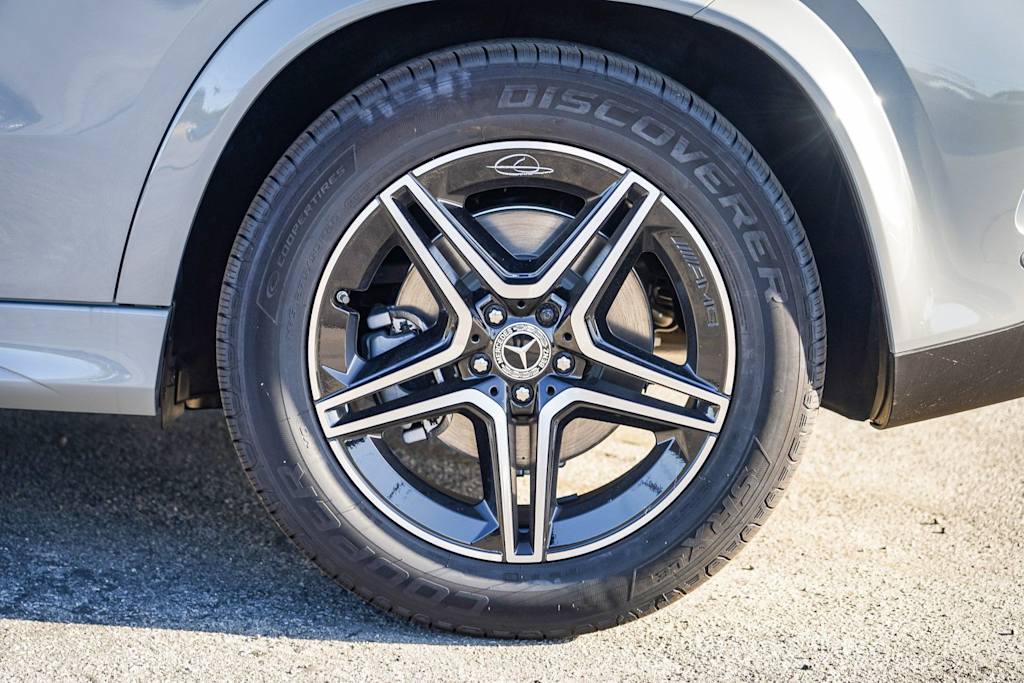 Thumbnail: 2026 Mercedes-Benz GLE - 22