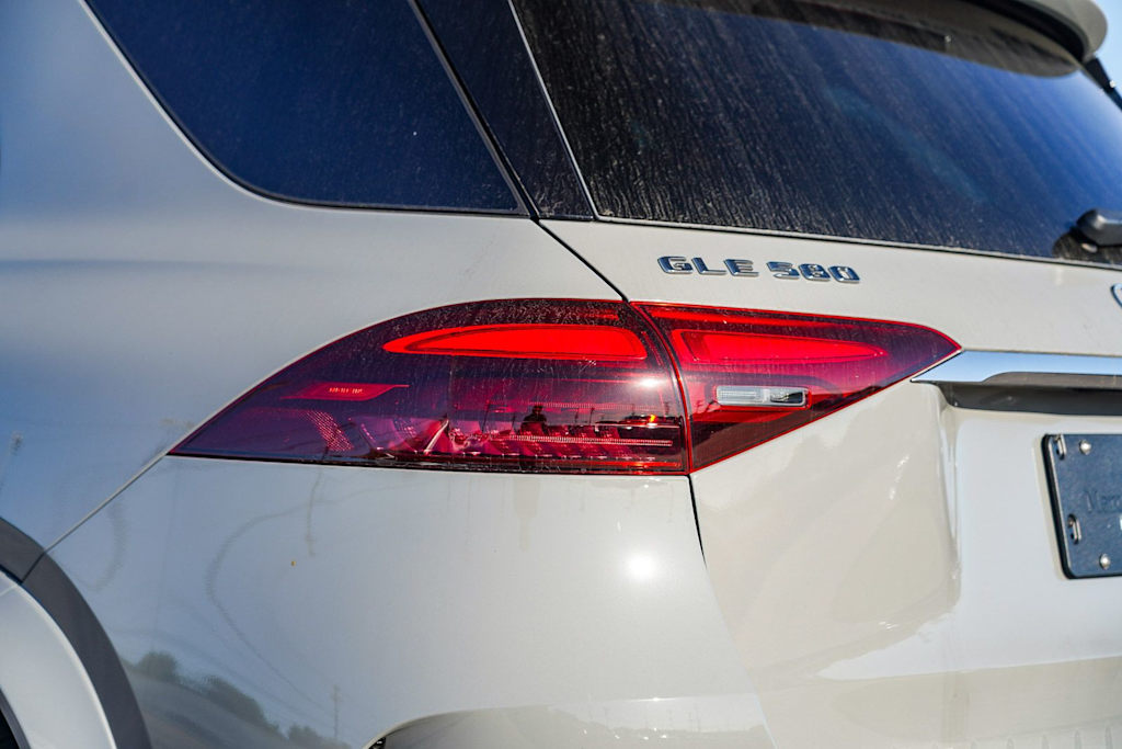 Thumbnail: 2026 Mercedes-Benz GLE - 21