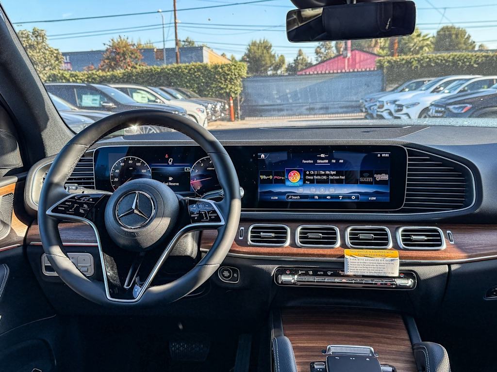 Thumbnail: 2025 Mercedes-Benz GLE - 8