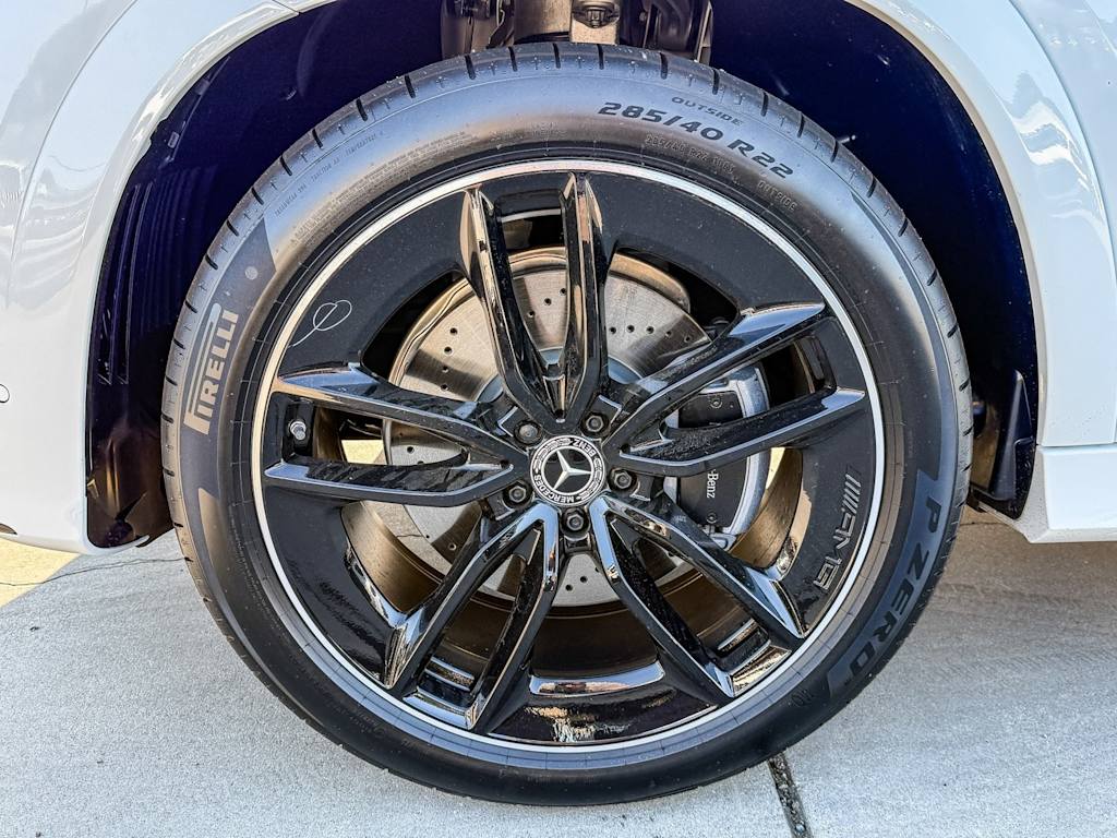 Thumbnail: 2025 Mercedes-Benz GLE - 18