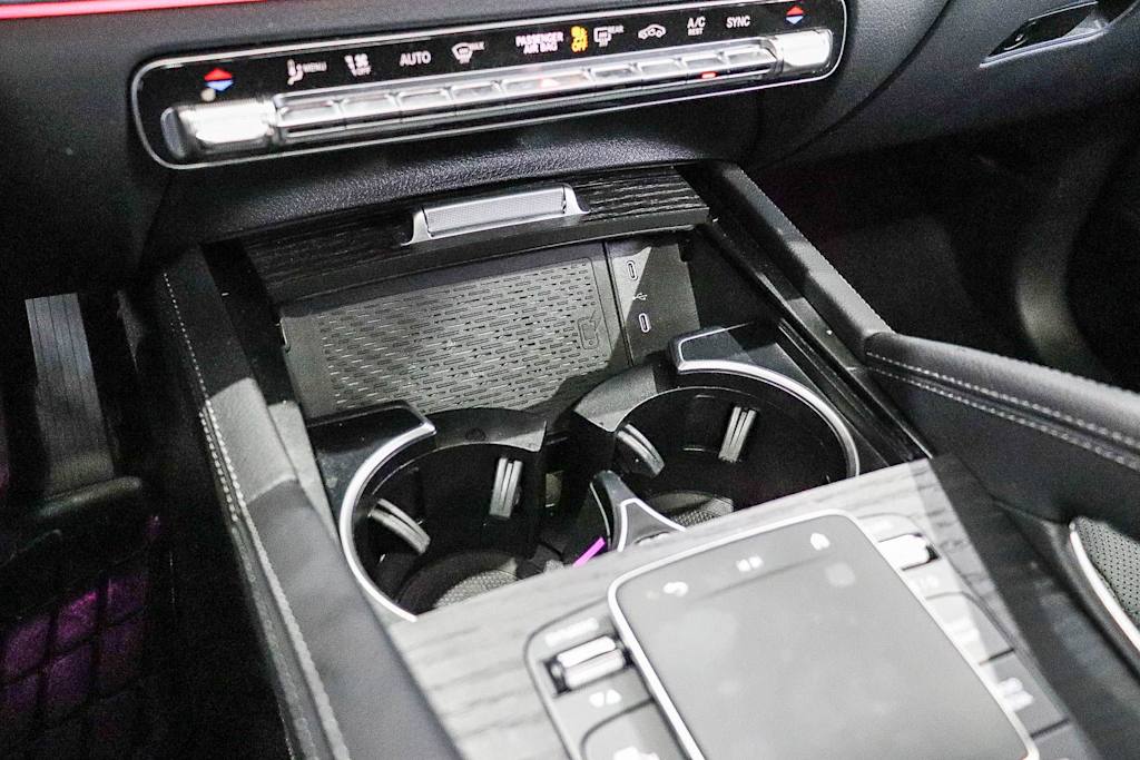 Thumbnail: 2026 Mercedes-Benz GLE - 12