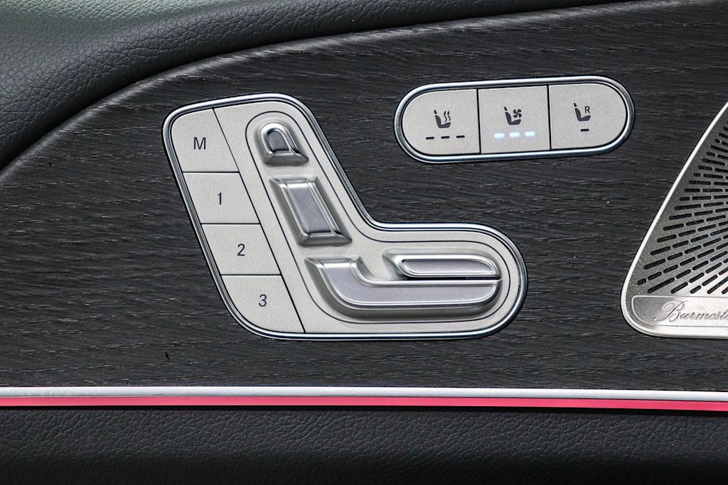 Thumbnail: 2026 Mercedes-Benz GLE - 26
