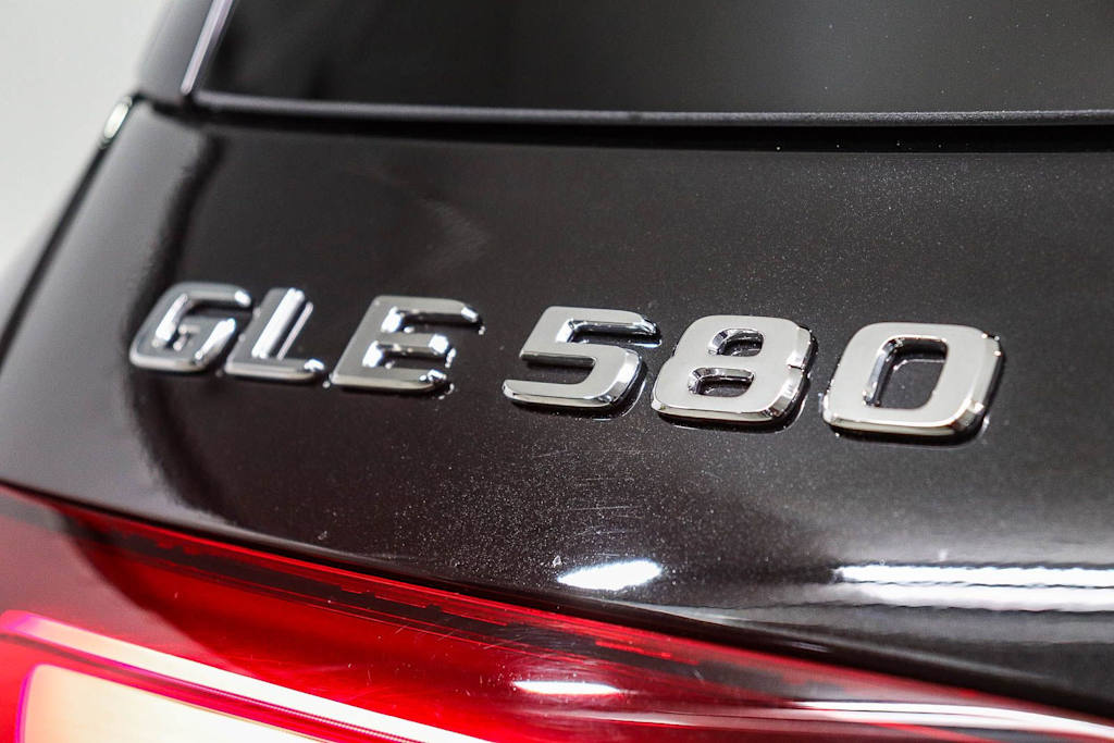 Thumbnail: 2026 Mercedes-Benz GLE - 5